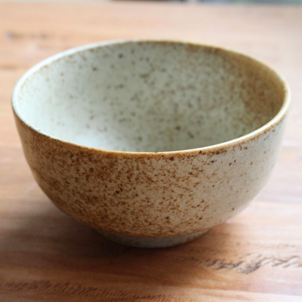 Keramikskål för matcha ceremoni