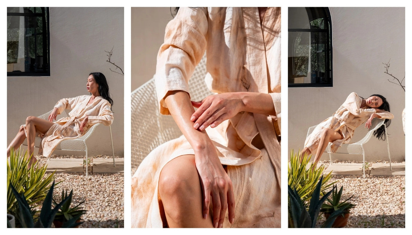 Kvinna i morgonrock kimono i beige – del av joi Livings kollektion för morgonrockar och kimonos i bomull och linne