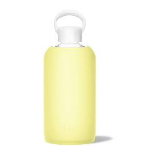 bkr Meyer 1L glasflaska med gult silikonfodral och BPA-fritt skruvlock