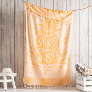 Gul snabbtorkande strandhandduk med ananasmotiv – helbild