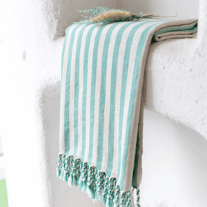 Tunn och lätt badlakan i färgglad design - Grön