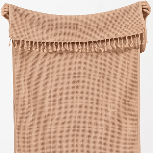 Mousse beige våfflad handduk i närbild