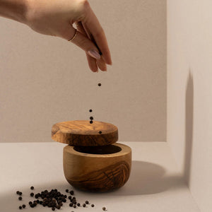 Olivträ salt- och pepparskål med lock för kryddförvaring