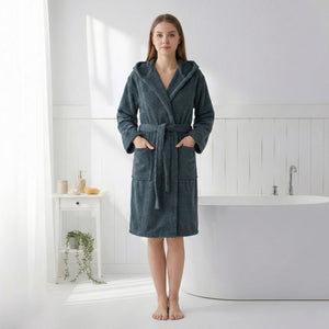 Pebble lyxig badrock i turkisk bomull charcoal grå - elegant badrock med huva