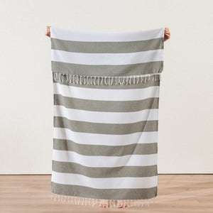 Scandi Stripe randig hamamhandduk i khaki och vitt, 180 x 100 cm snabbtorkande strandhandduk i bomull