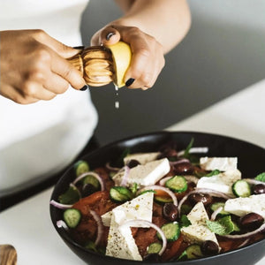 citruspress av olivträ handgjord