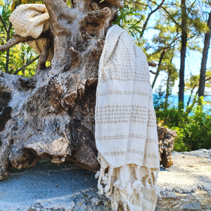 fin ljusbrun handvävd ekologisk hamam handduk 